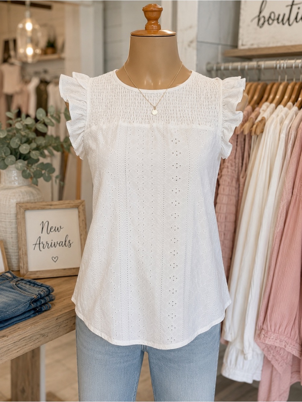 Jescakoo White Cap Sleeve Top - Small